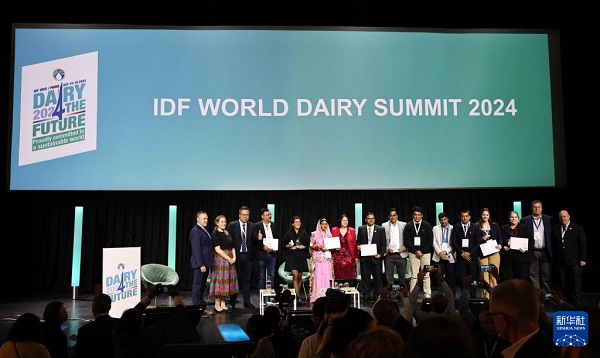 1729475267266078208.jpg 10-21鍥?1.jpg